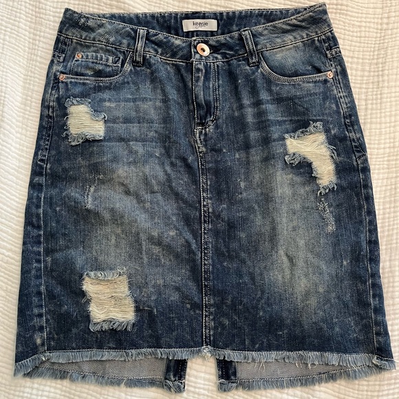 Kensies distressed skirt - Picture 1 of 2